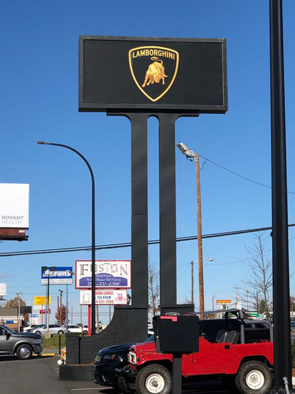 Eksterior Iklan LED Pole Sign kanggo Dealer Mobil