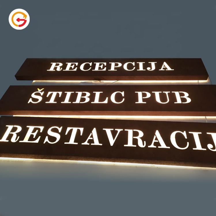 Halo-Lit Letters