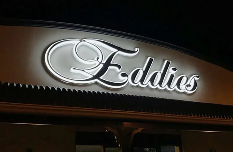 Eddies Furniture, letras de logotipo 3D